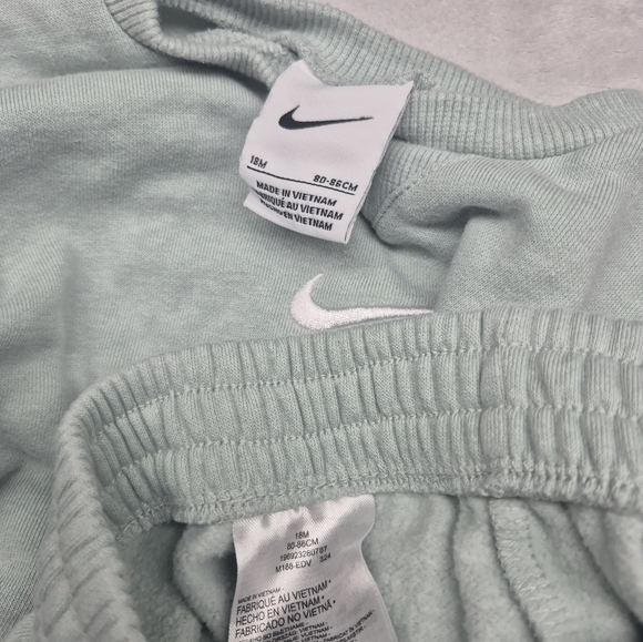 Baby Mint Green Nike Matching Set 12-18 Months Cute Colorful - Picture 5 of 8
